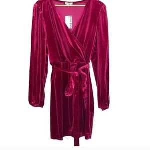New Nine West M velvet wrap dress